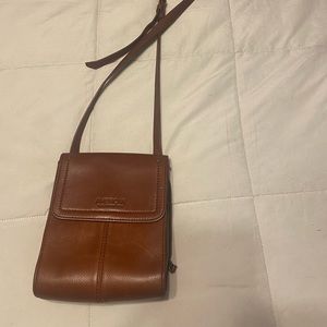 Mint condition ! American Leather Co crossbody . Lightly used